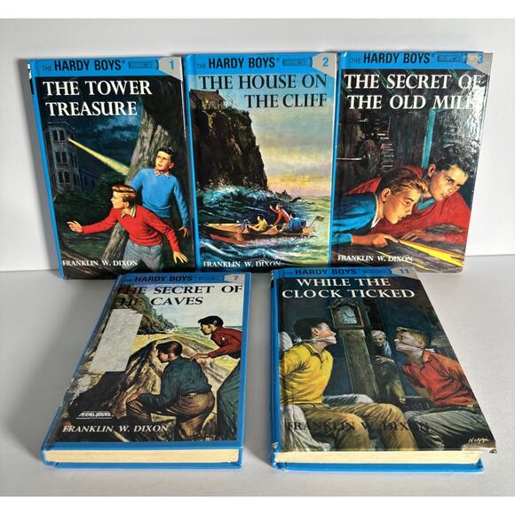 The Hardy Boy Book Lot Of 5 By Franklin W. Dixon (1,2,3,7,11) - Picture 1 of 6